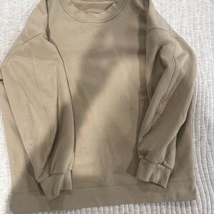 Women’s Tan Lululemon crew neck